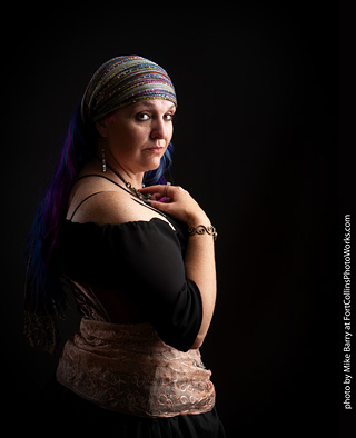 Jennifer dark pirate shoot