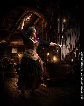 Jennifer dark pirate shoot