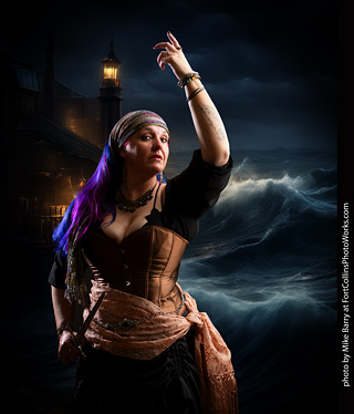 Jennifer dark pirate shoot